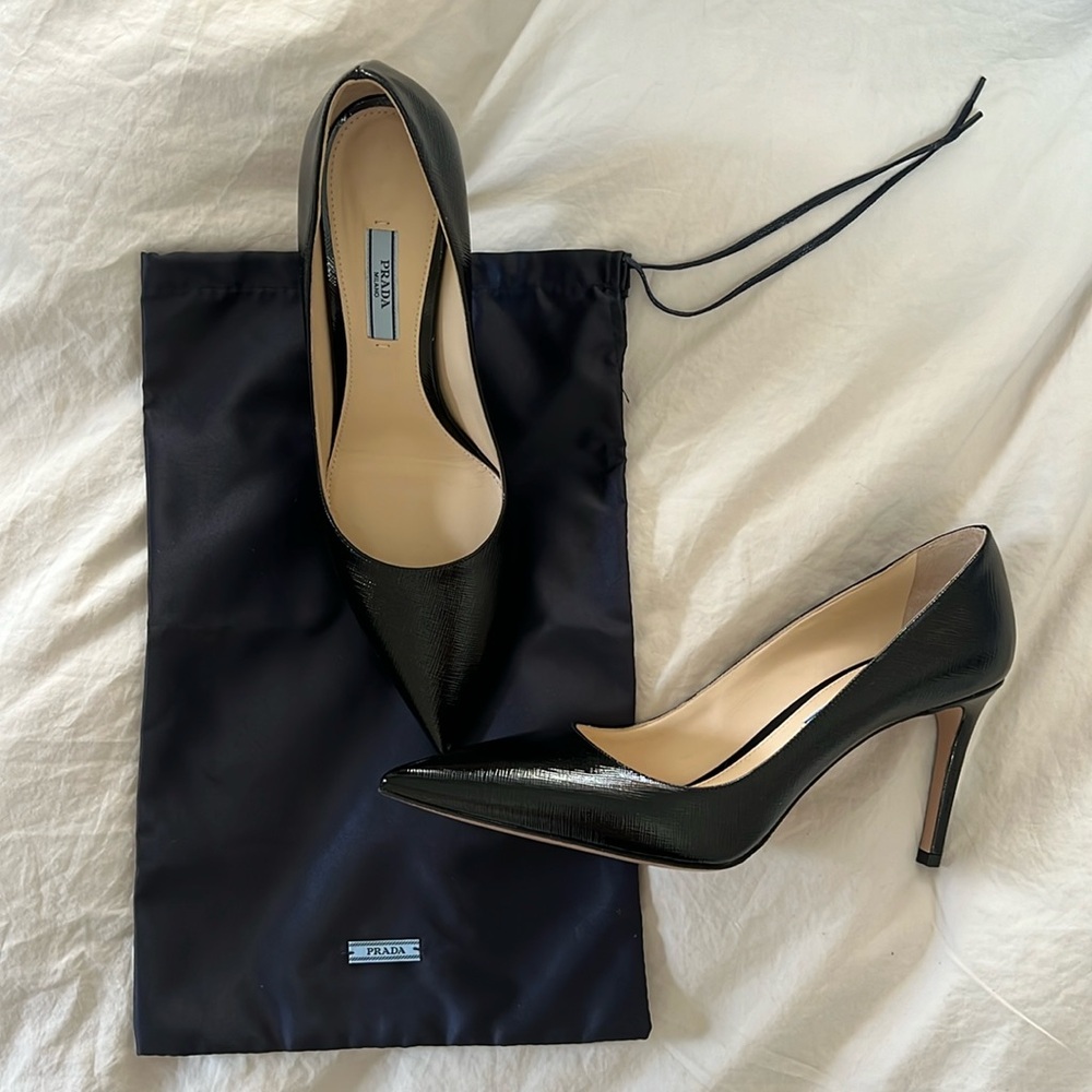 Prada Pointed Toe Pump, Black, size 39.5, 85mm